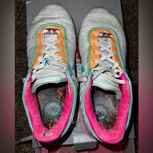 Lebron basketball shoes